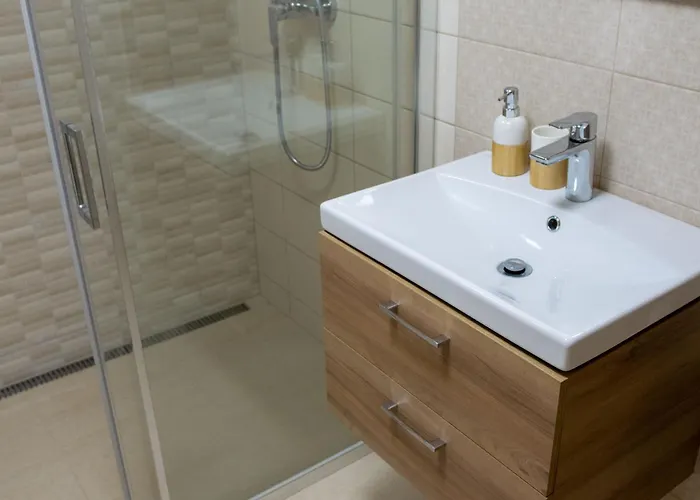 Luxusní Nmnm Essence * Nove Mesto na Morave